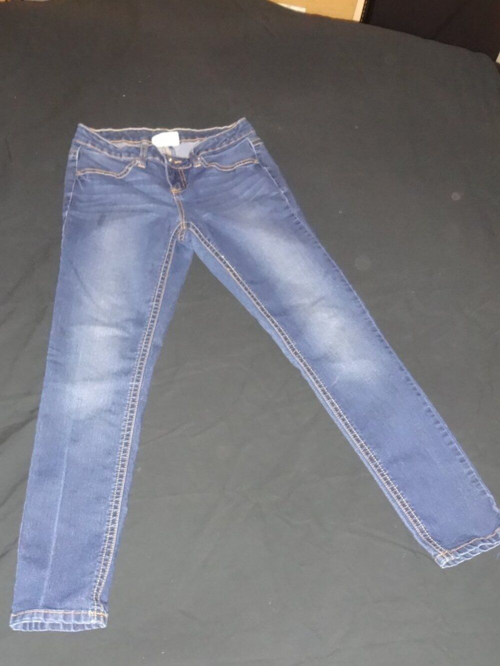 Red Camel Dark Wash Skinny Jeans | Size 7 | Stretchy & Comfy!
